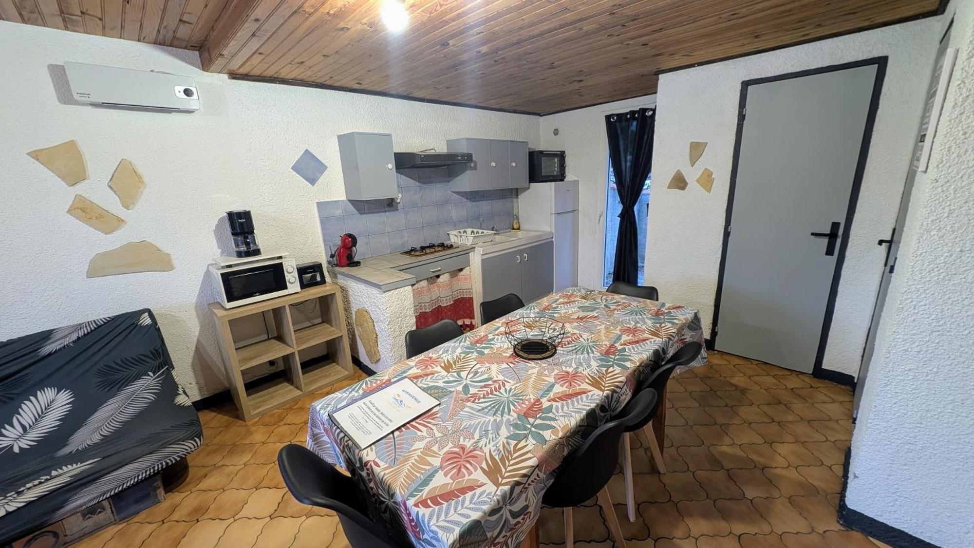Gite La Capelle Roquefort Des Corbieres Sigean Narbonne Aude Стая снимка